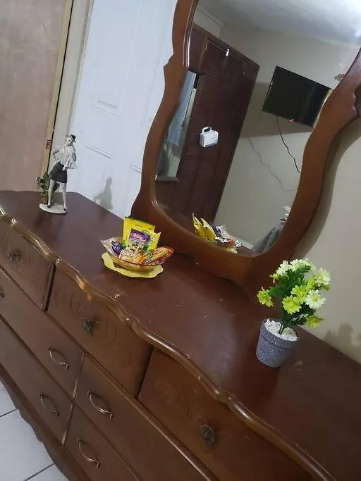 Anderson'S Home Away From Home Portmore